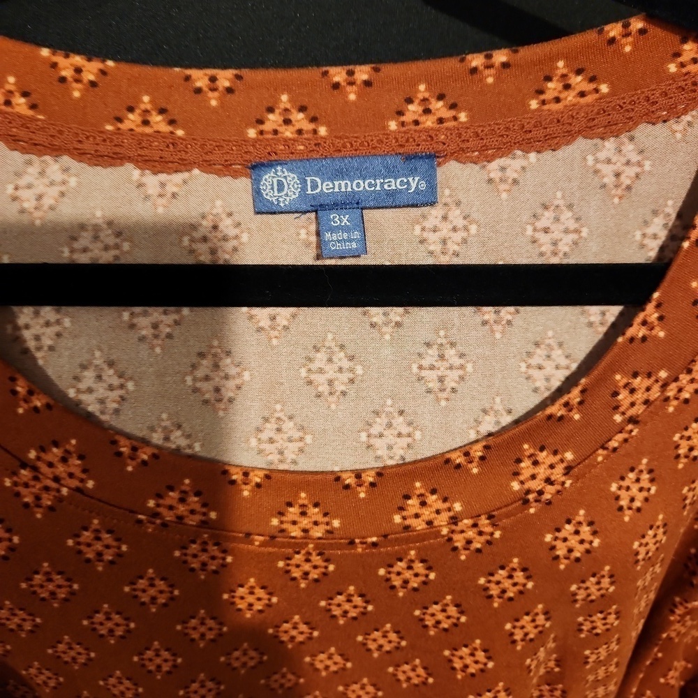 Democracy Women's Plus Size 3X Long Sleeve Top Rust NWT - Picture 3 of 5